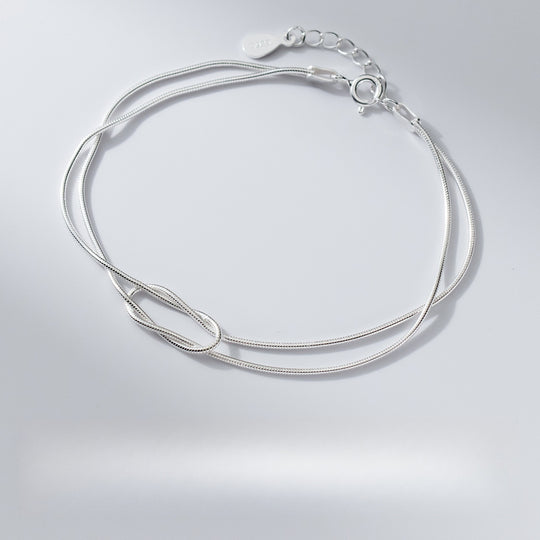 Kesher Thread Bracelet