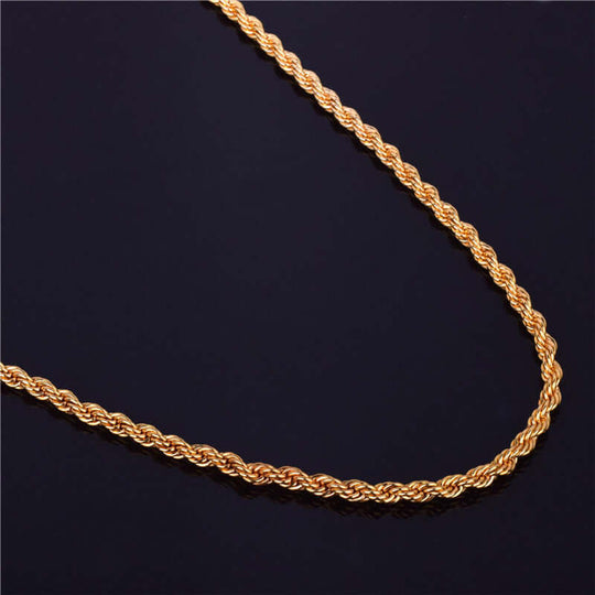 Twist Rope chain in a beautiful gold color, showcasing a high-quality design perfect for fashion-forward women.